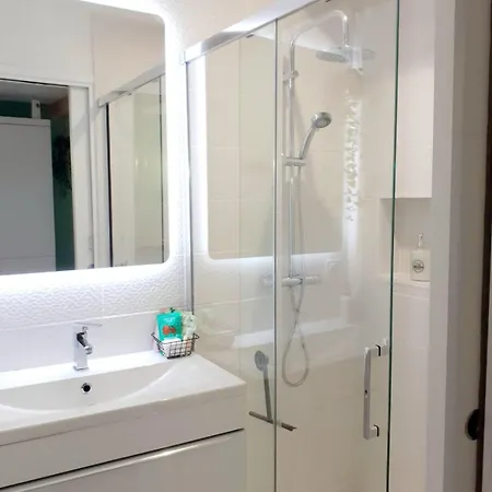 Duplex Avec Jacuzzi Holiday home Aumelas