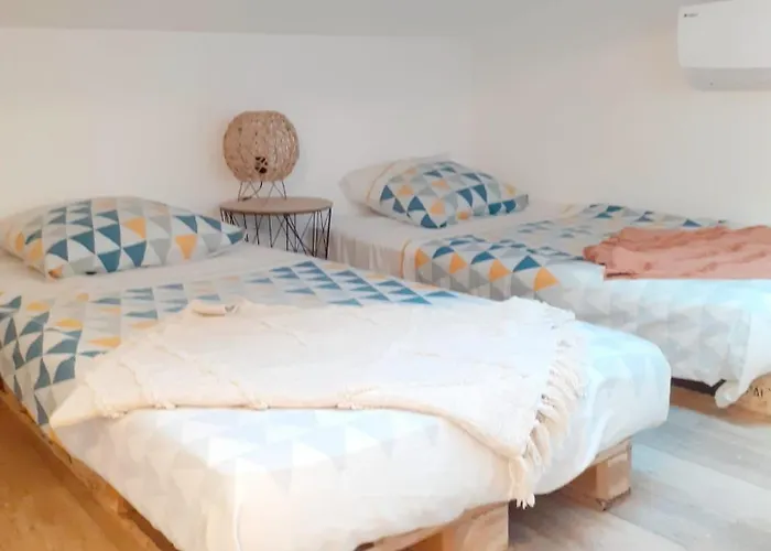 Duplex Avec Jacuzzi Aumelas